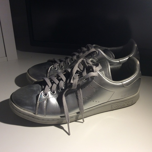 100% Authentic RAF Simmons X Stan smith Pre owned - Picture 4 of 4